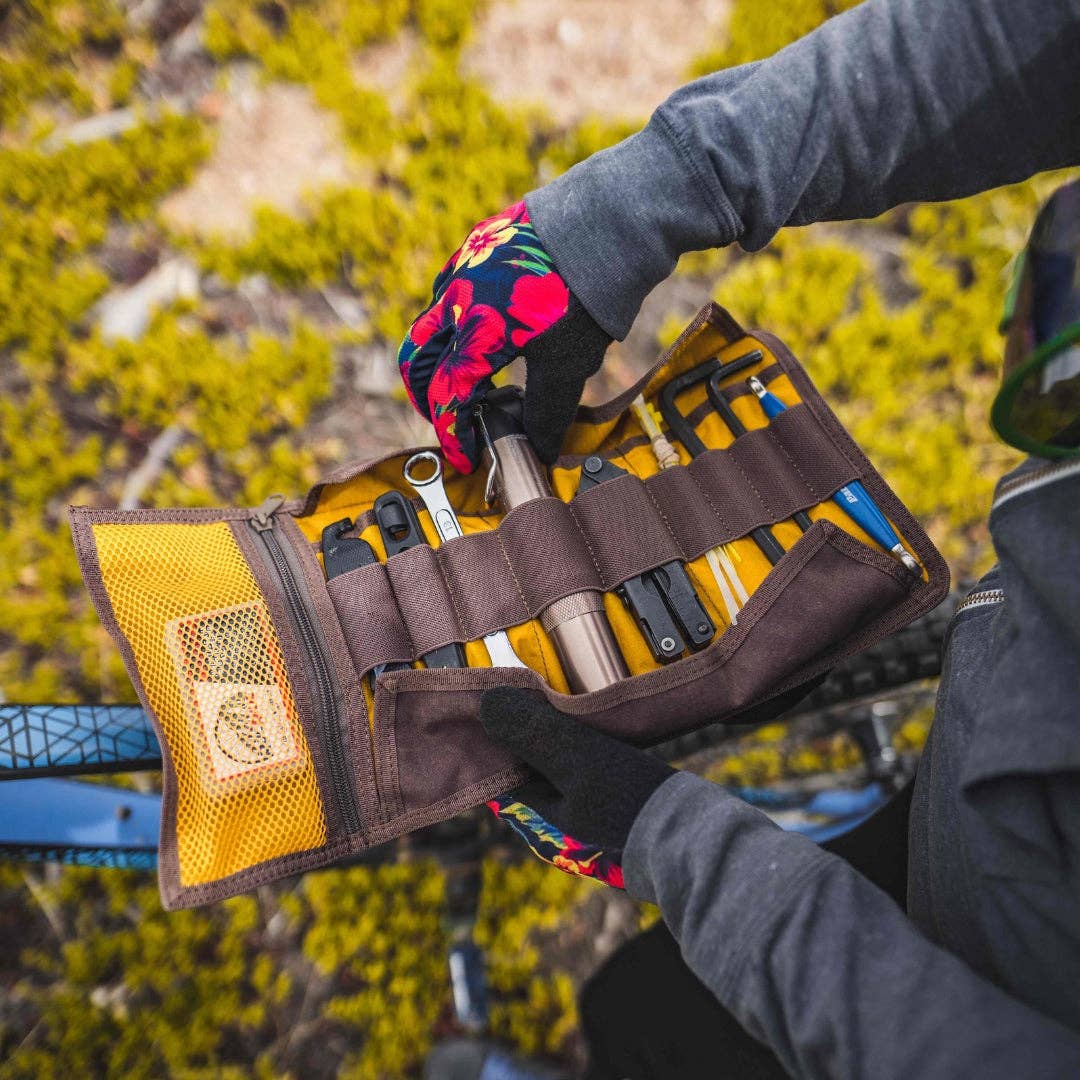 LOCHBY : Tool Roll