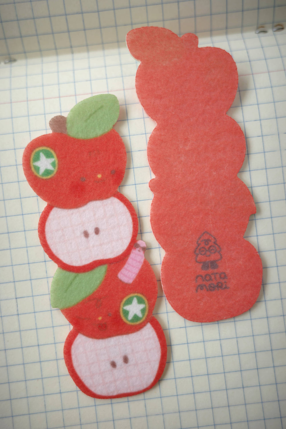 Natamori : Apples • felt bookmark