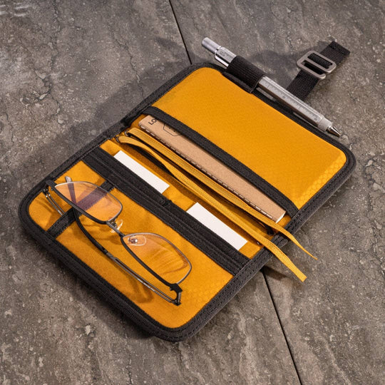LOCHBY : Mini Field Journal