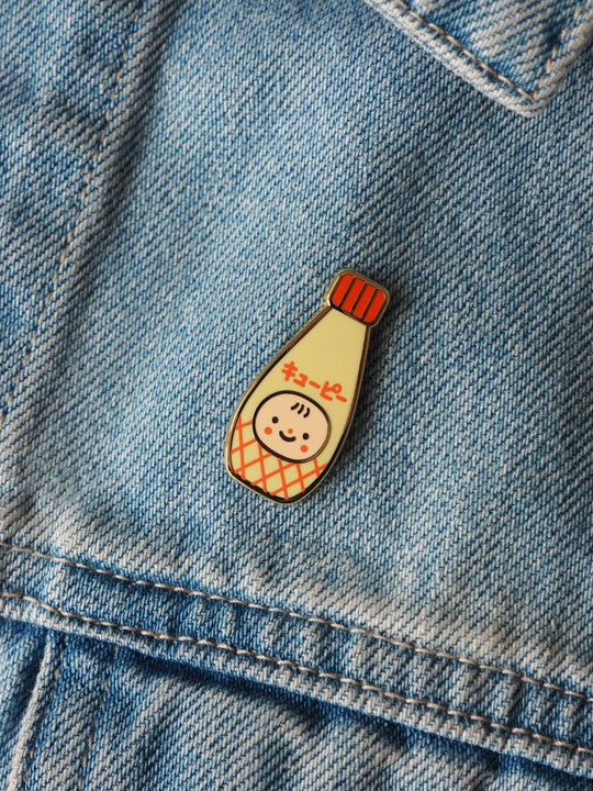 Natamori : enamel pin: Kewpie mayo