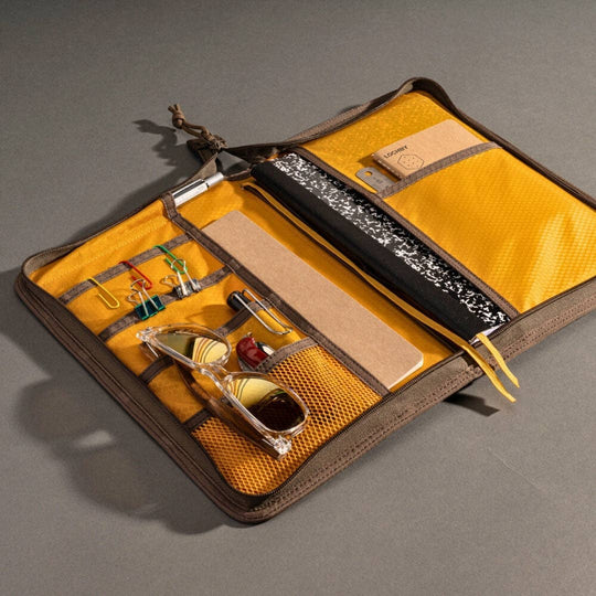 LOCHBY : Field Folio B5