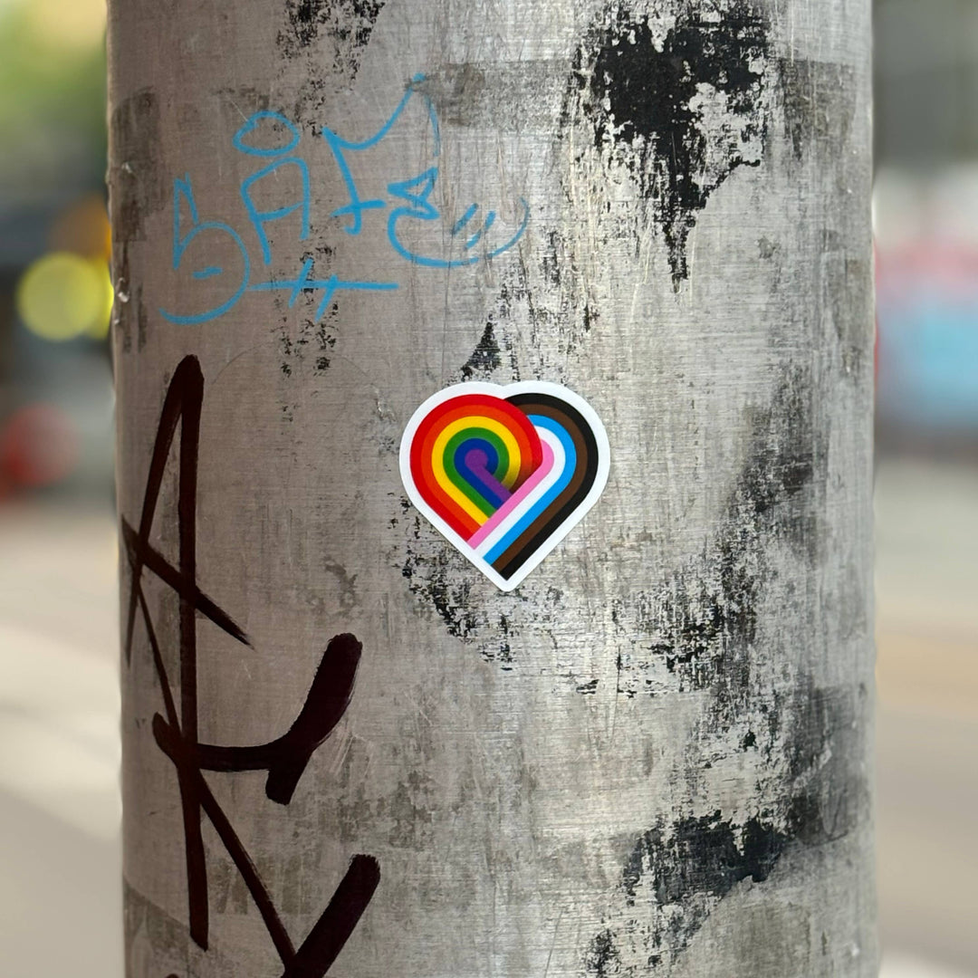 Christopher Rouleau : Pride Heart sticker