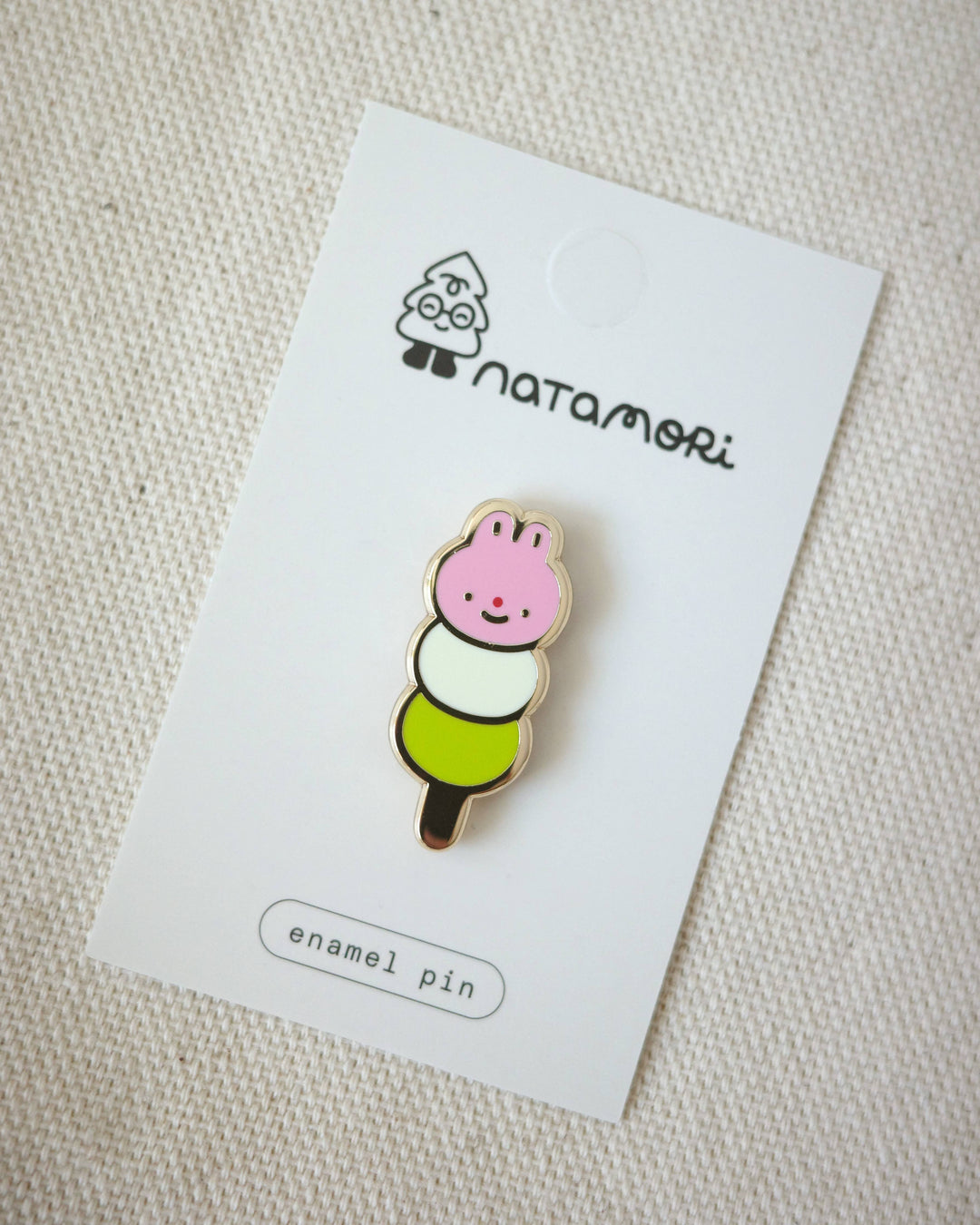 Natamori : enamel pin : Bunny dango