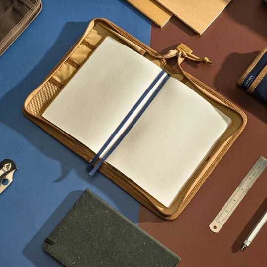 LOCHBY : Field Folio A5