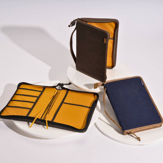 LOCHBY : Field Folio B5