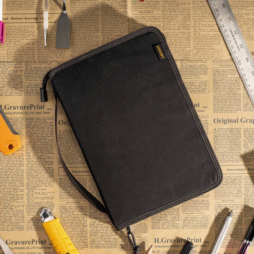 LOCHBY : Field Folio B5