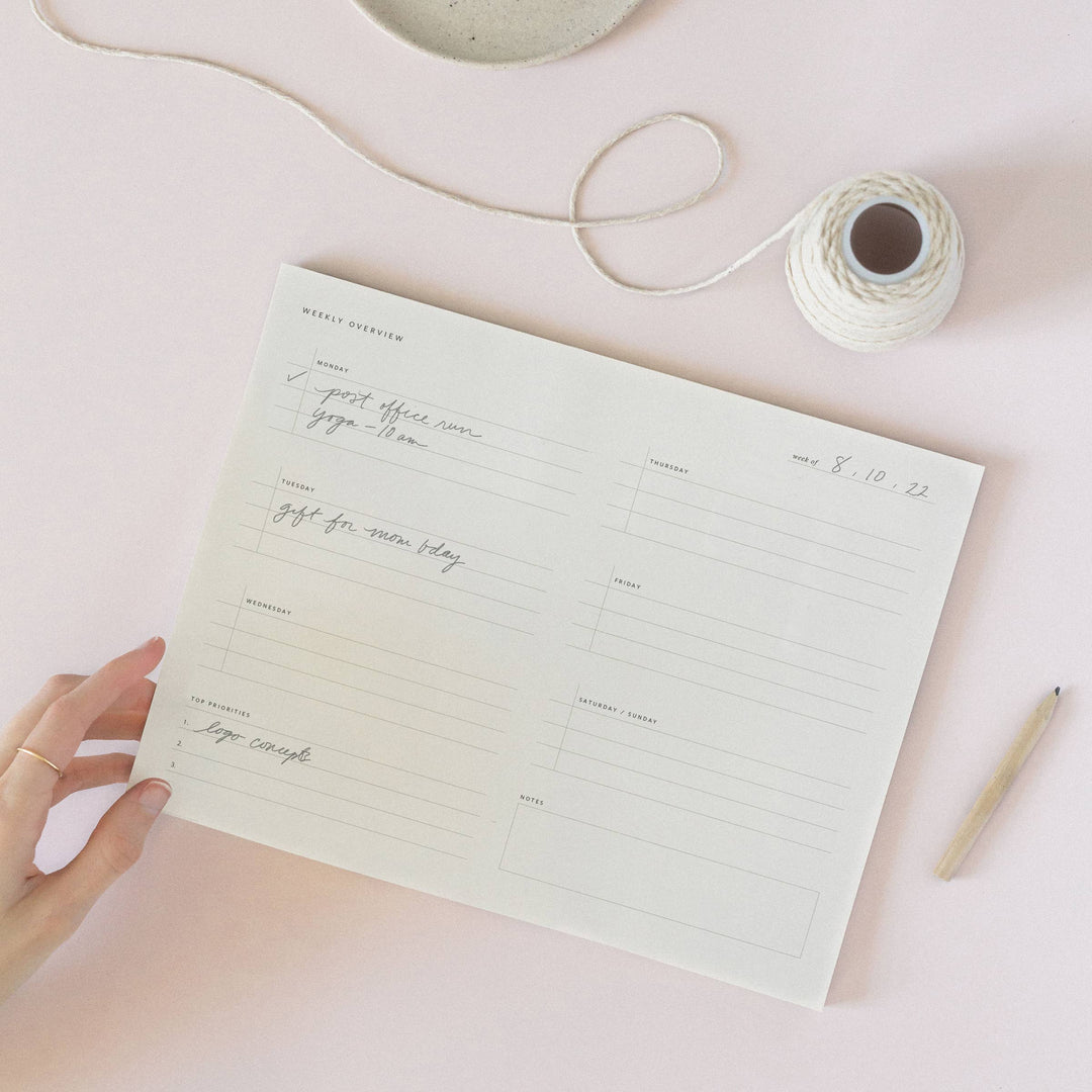 Ramona & Ruth : Ramona & Ruth : Weekly Overview Notepad