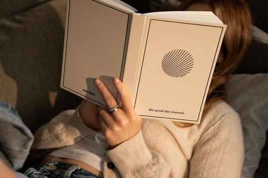 Anecdote : The Good Day Journal- a prompted gratitude Journal