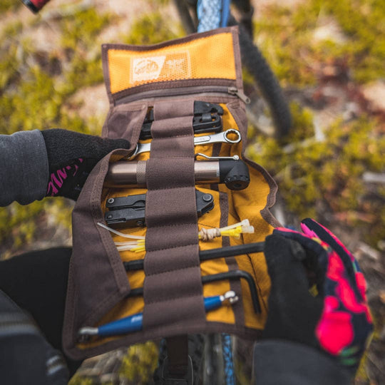 LOCHBY : Tool Roll