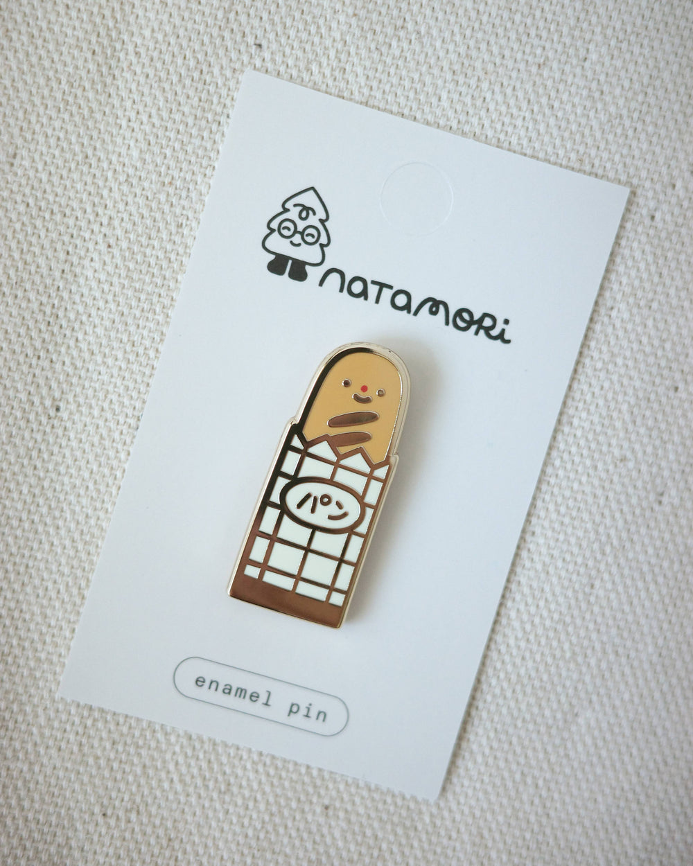 Natamori : enamel pin : Baguette